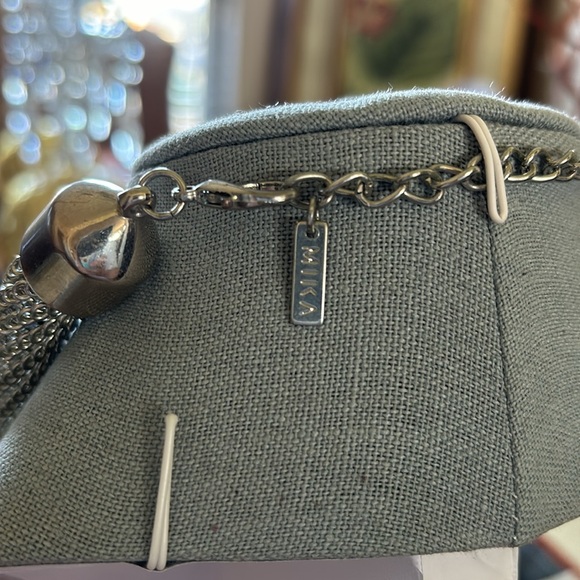 VINTAGE MIKA SIGNED CHUNKY SILVER BEAD MESH STATEMENT NECKLACE - Picture 3 of 5